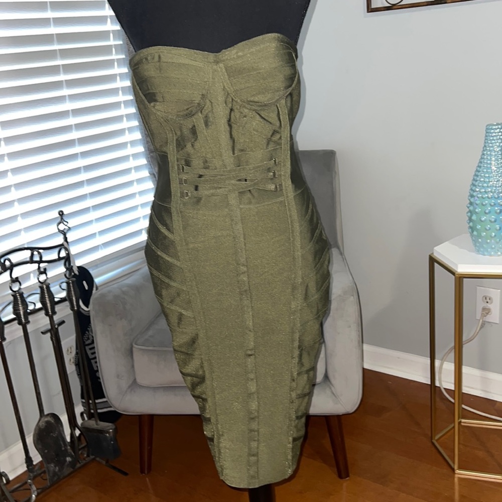 Like New FN Bandage Dress
